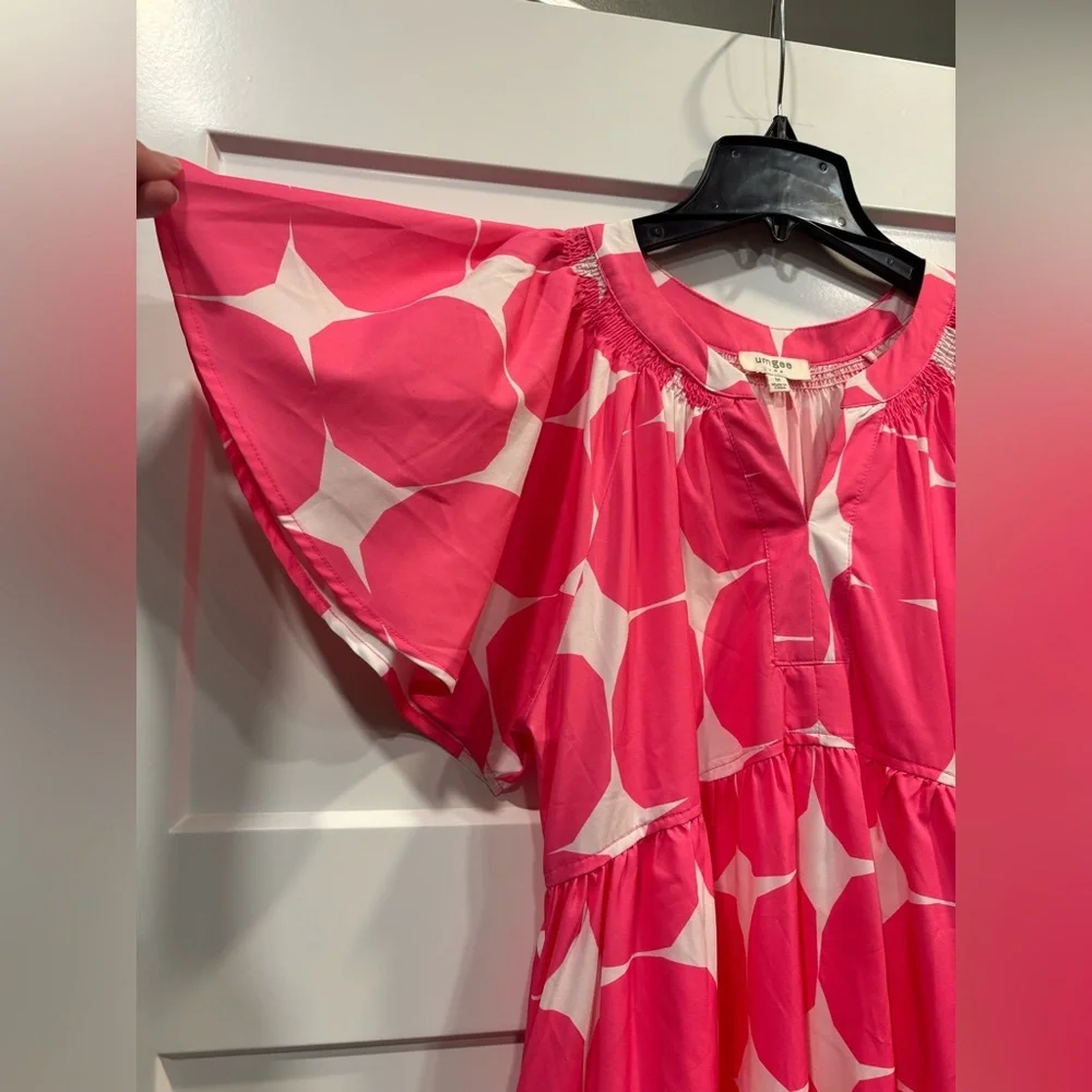 Umgee Pink Polka Dot Flutter Sleeve Notched Tiered Flowy Dress Size m - Picture 4 of 6